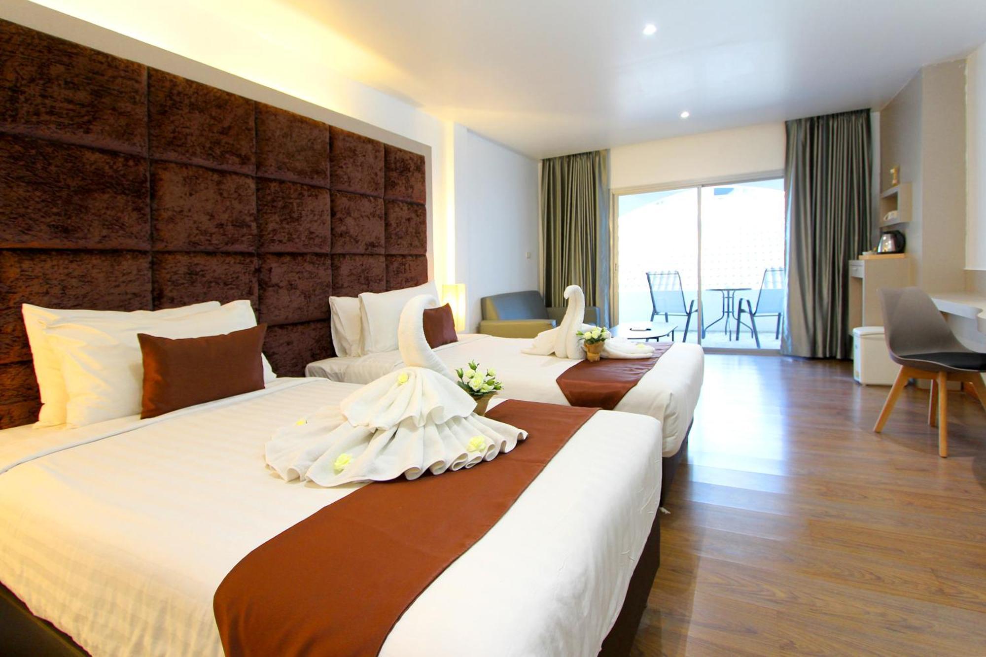 Pooh Beach Resort & Spa Jomtien Beach Exterior photo