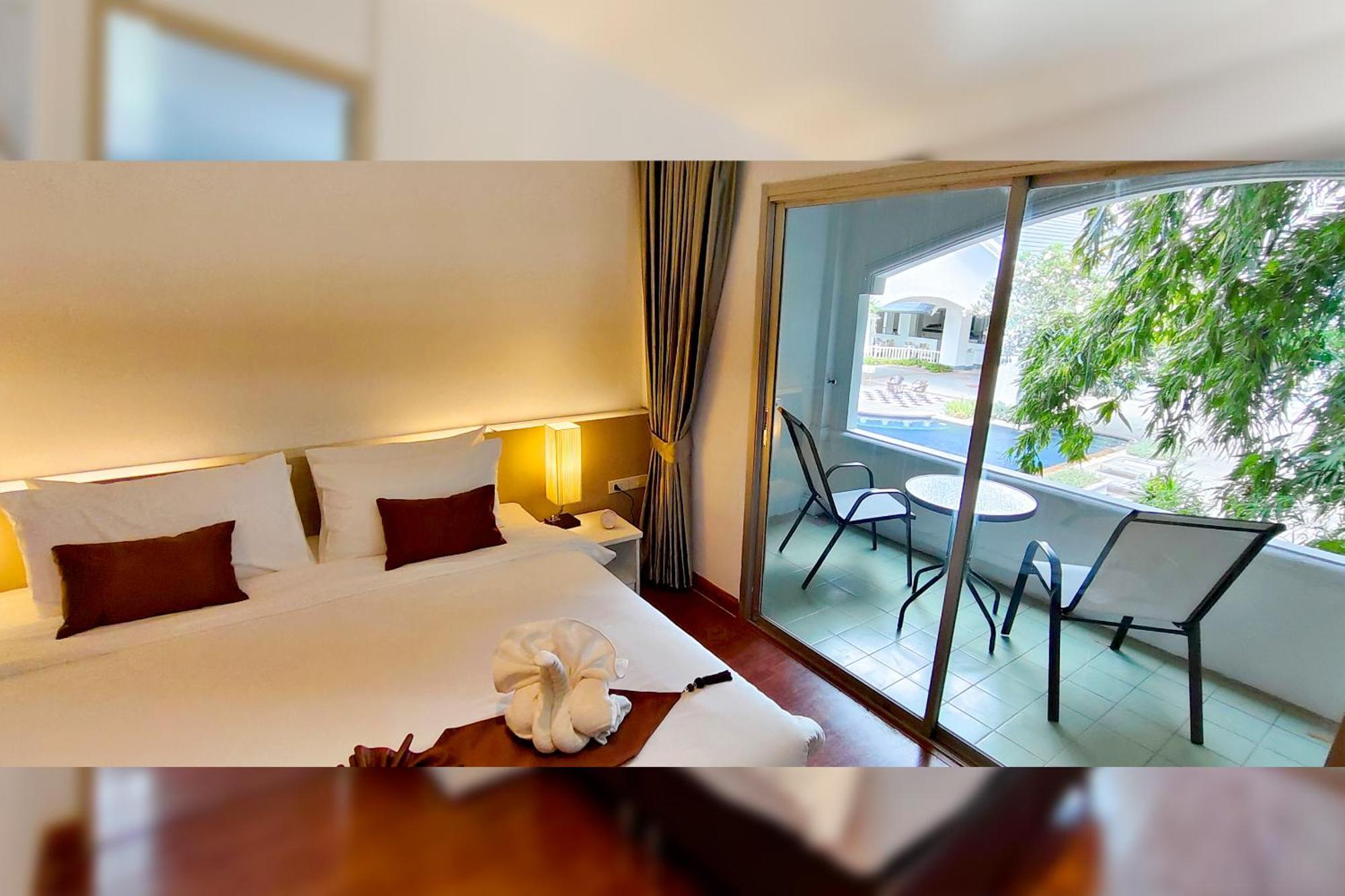 Pooh Beach Resort & Spa Jomtien Beach Exterior photo